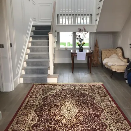 فندق مبيت وإفطار Derwent دبلن